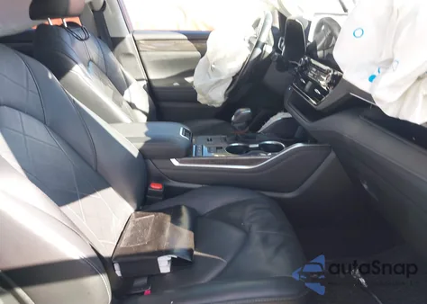 2021 Toyota Highlander Hybrid Platinum from USA, damaged, VIN 5TDEBRCH6MS066688